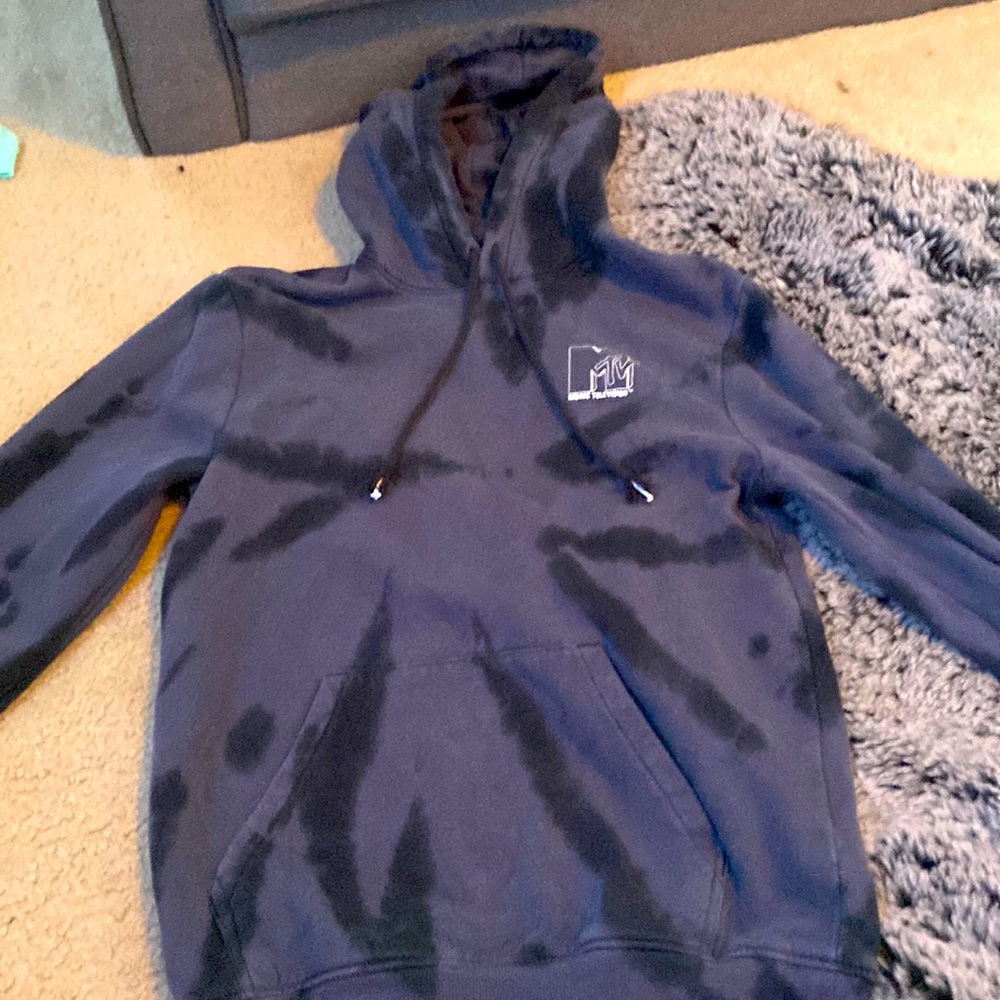 Fits a bit small on me now